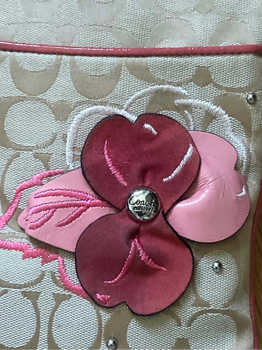 Coach Beige Signature Crossbody with Pink Floral Accent - Picture 8 of 11